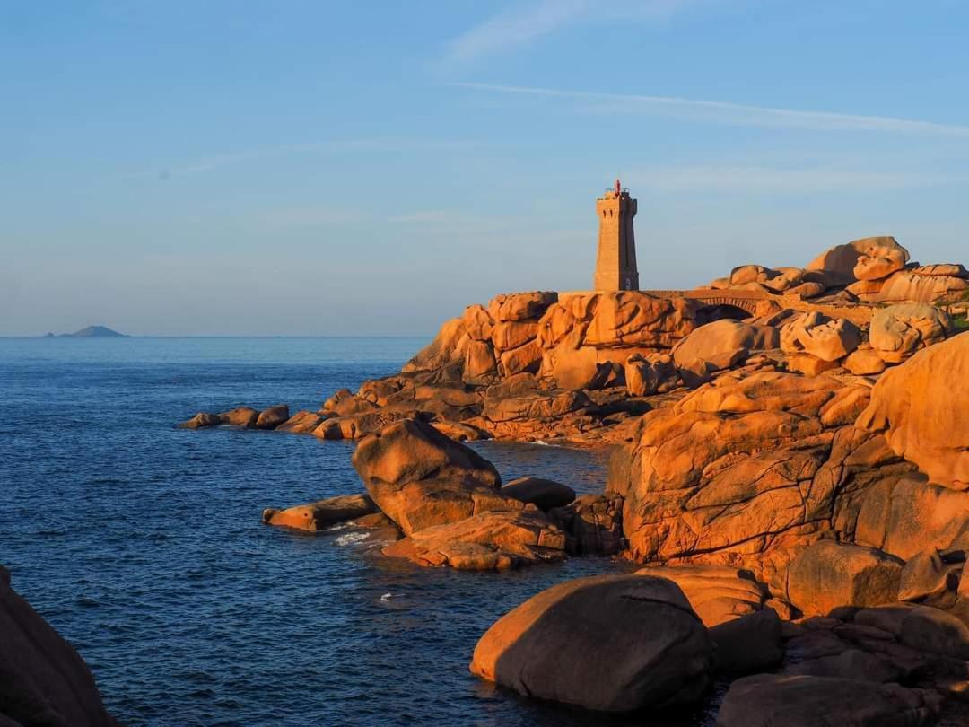 Studio Expose Plein Sud Vu Sur Le Port De Plaisance بيرو جْييريك المظهر الخارجي الصورة